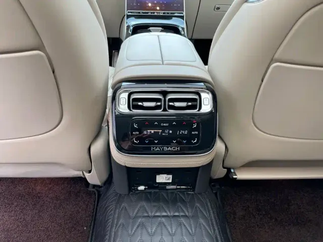 Mercedes-Benz Maybach S-Class — Фото автомобиля 16