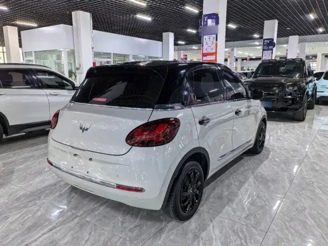 Wuling Bingo — Фото автомобиля 6