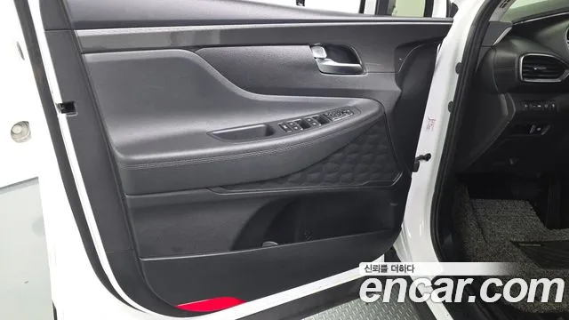 Hyundai Santafe — Фото автомобиля 22