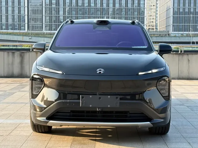 Nio ES7 — Фото автомобиля 2