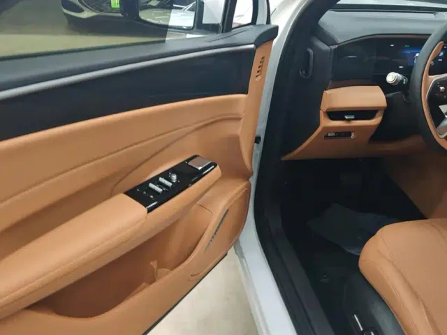 Geely Galaxy L7 — Фото автомобиля 7