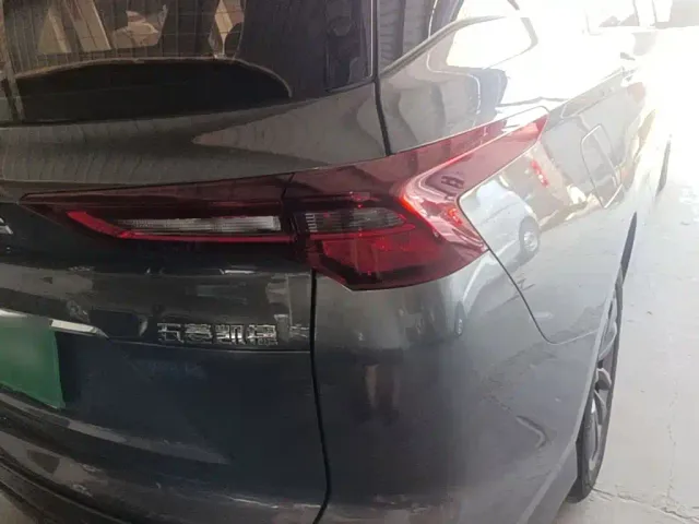 Wuling Victory — Фото автомобиля 7
