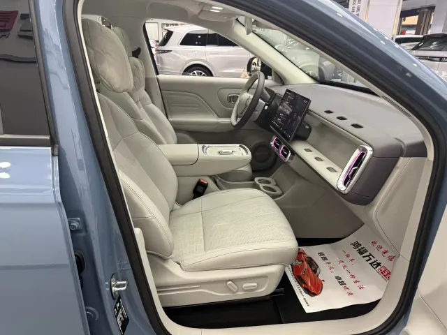 Leapmotor B10 — Фото автомобиля 26
