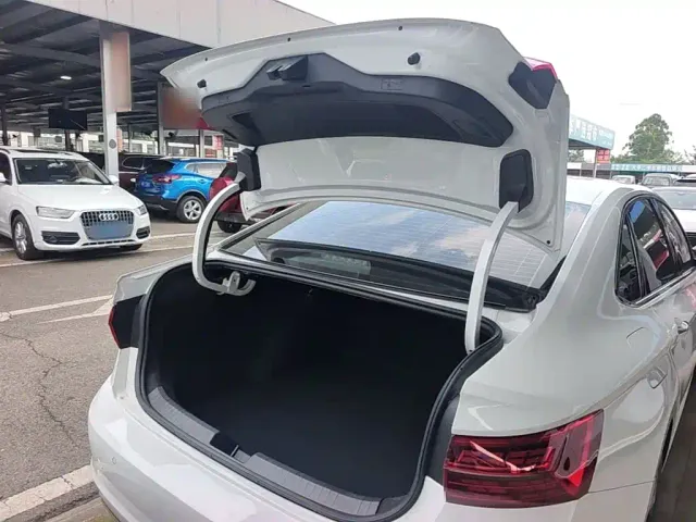 Volkswagen Sagitar — Фото автомобиля 14