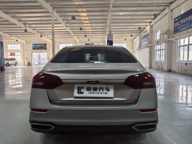 Geely Emgrand — Фото автомобиля 5
