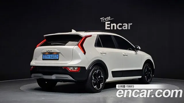 Kia Niro Niro (New) — Фото автомобиля 2