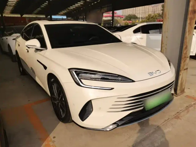 BYD Seal 07 DM-i — Фото автомобиля 3