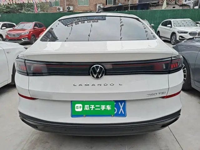 Volkswagen Lamando — Фото автомобиля 3