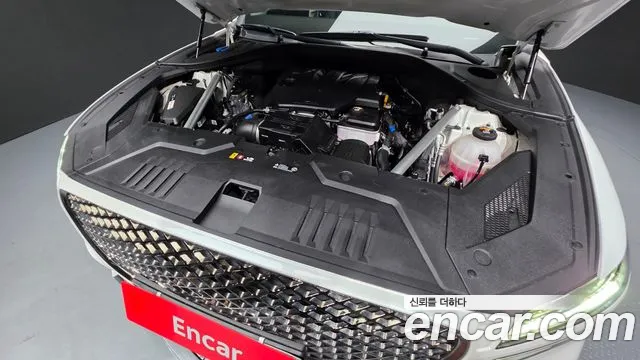 Genesis GV70 2.5T Бензин 2WD — Фото автомобиля 6
