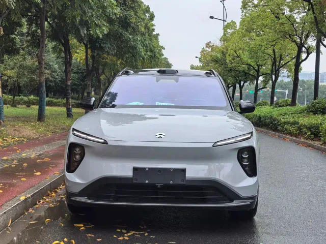 Nio ES6 — Фото автомобиля 2