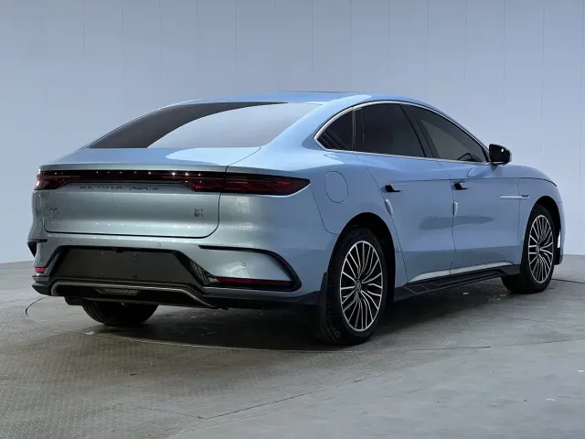 BYD Han — Фото автомобиля 13