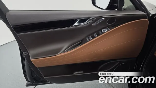 Genesis G80 RG3 — Фото автомобиля 13