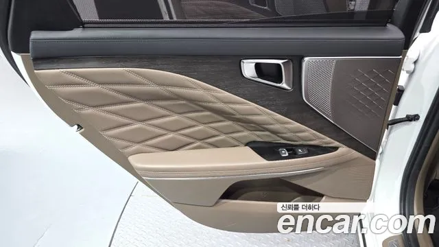 Kia K8 Hybrid — Фото автомобиля 14
