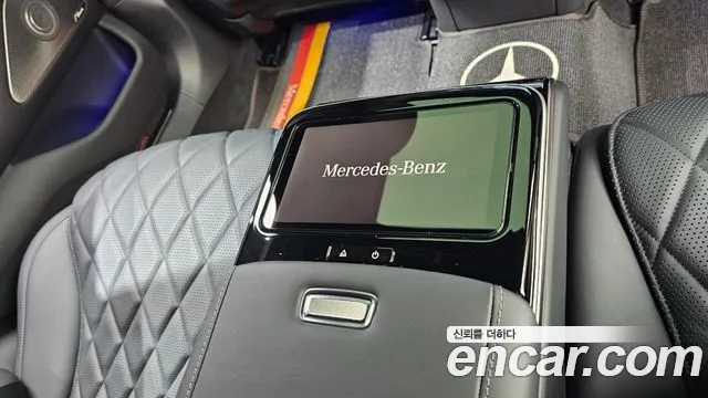 Mercedes-Benz S-Class — Фото автомобиля 27