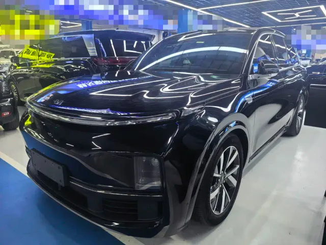 Фотография автомобиля — Li Auto L8