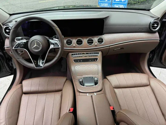 Mercedes-Benz Mercedes-Benz E-Class 2021 E 300 L Fashion — Фото автомобиля 9