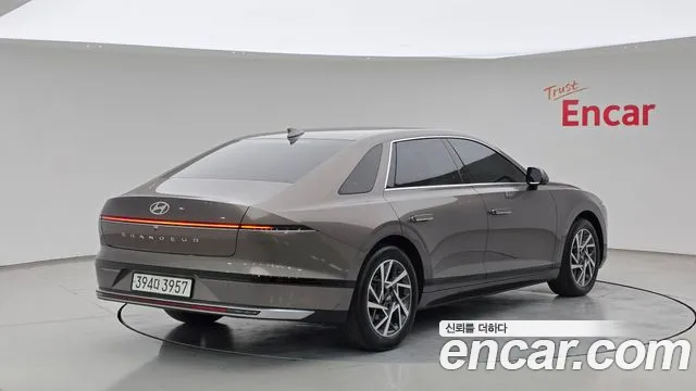 Hyundai Grandeur GN7 — Фото автомобиля 2
