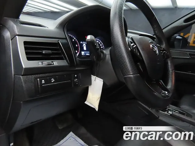 KG_Mobility_Ssangyong Rexton Новый Rexton Sport Khan Дизель 2.2 2WD — Фото автомобиля 14