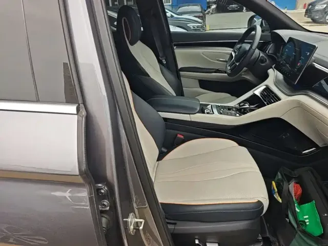 BYD Song PLUS — Фото автомобиля 24
