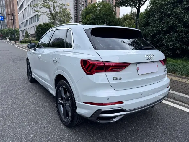 Audi Q3 — Фото автомобиля 5