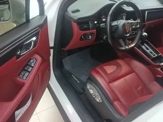 Porsche Macan — Фото автомобиля 15
