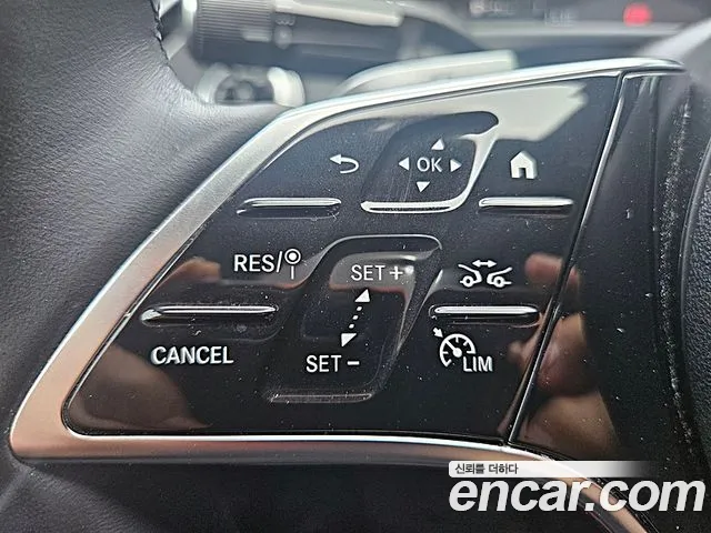 Mercedes-Benz E-Class — Фото автомобиля 12