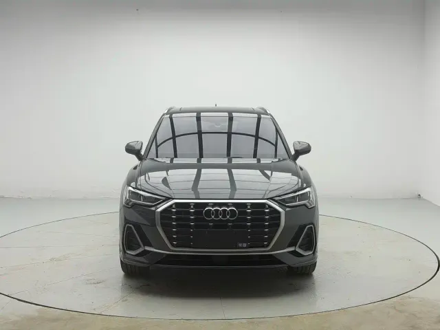 Audi Q3 — Фото автомобиля 2