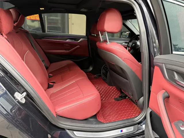 BMW 5 Series — Фото автомобиля 6