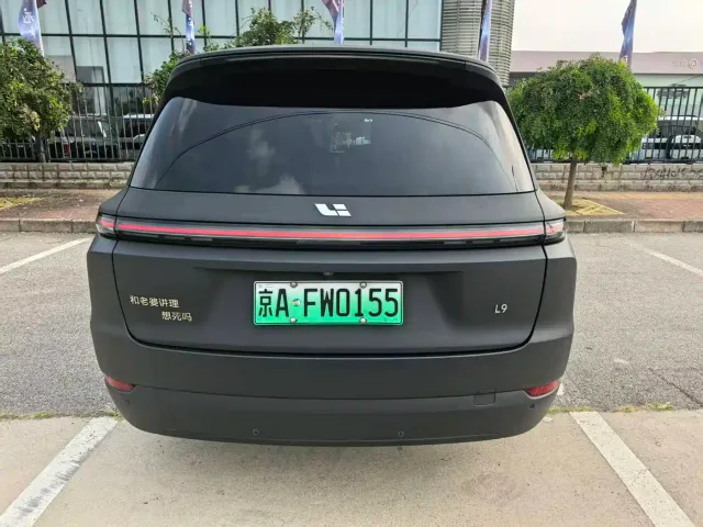 Li Auto L9 — Фото автомобиля 5