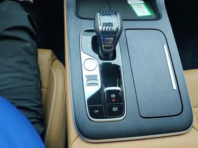 GAC Trumpchi GS8 — Фото автомобиля 16