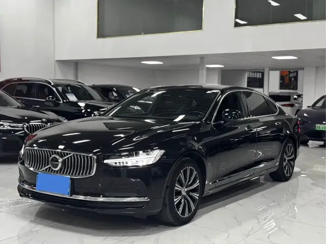 Фотография автомобиля — Volvo S90