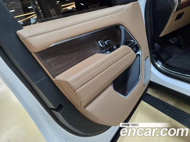 Land Rover Range Rover — Фото автомобиля 9