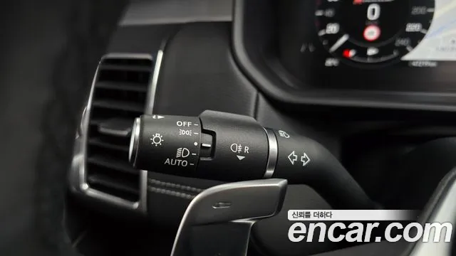 Land Rover Discovery — Фото автомобиля 26