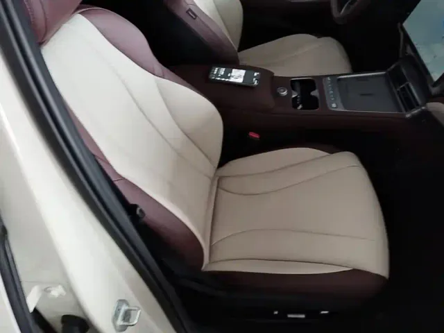BYD Seal 07 DM-i — Фото автомобиля 24