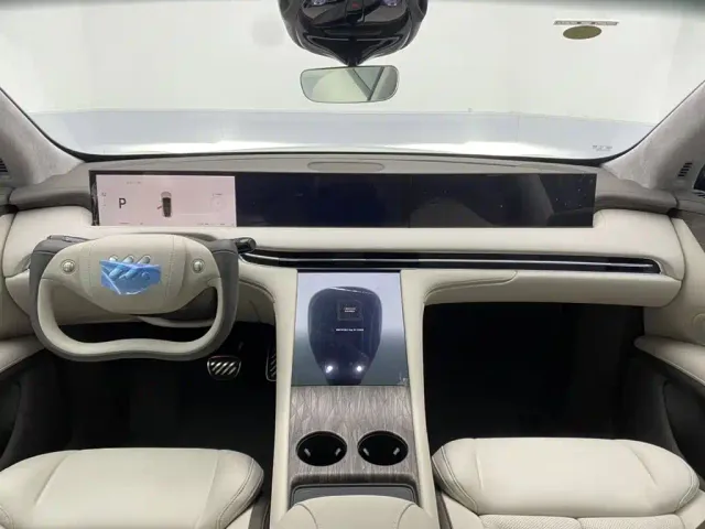 IM Motors LS7 — Фото автомобиля 13