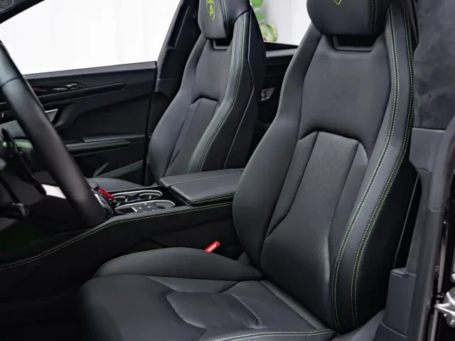 Lamborghini Urus — Фото автомобиля 7