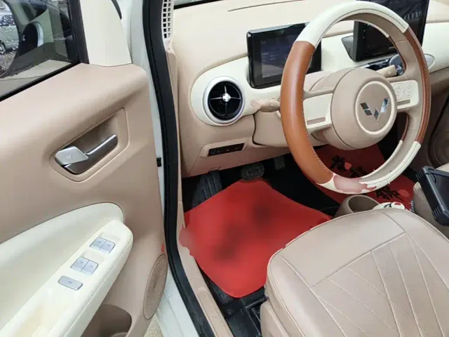 Wuling Hongguang Mini EV — Фото автомобиля 15