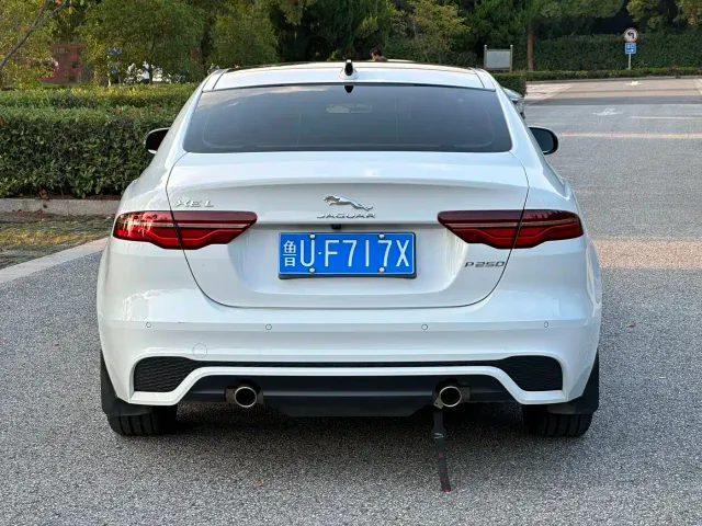 Jaguar XEL — Фото автомобиля 22