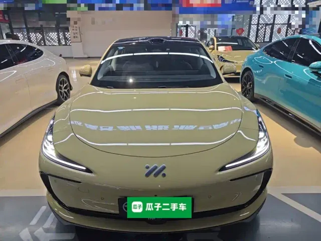 IM Motors L6 — Фото автомобиля 2