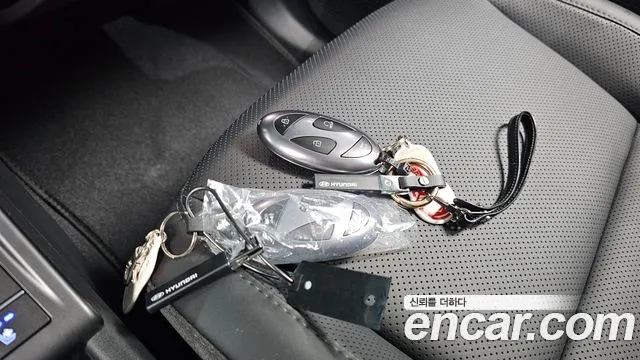 Hyundai Kona Kona (SX2) Бензин 1.6 турбо 2WD — Фото автомобиля 15
