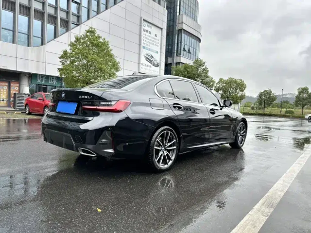 BMW 3 Series — Фото автомобиля 3