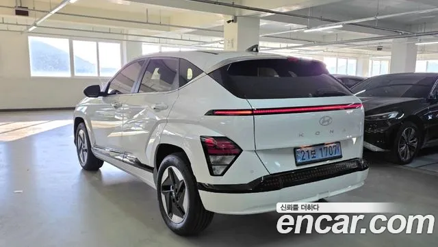 Hyundai Kona SX2 — Фото автомобиля 2