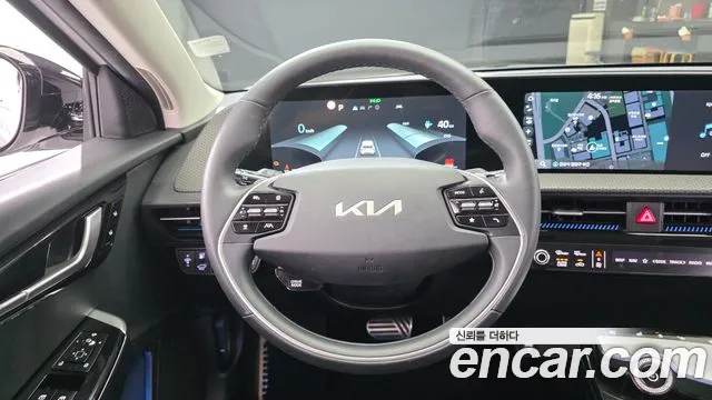 Kia EV6 — Фото автомобиля 13
