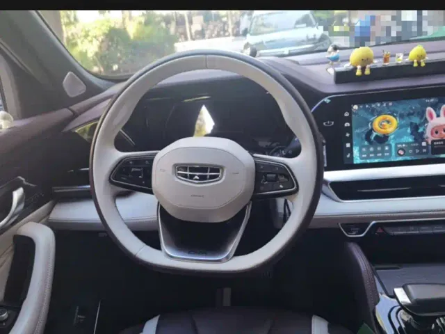 Geely Xingyue L — Фото автомобиля 14