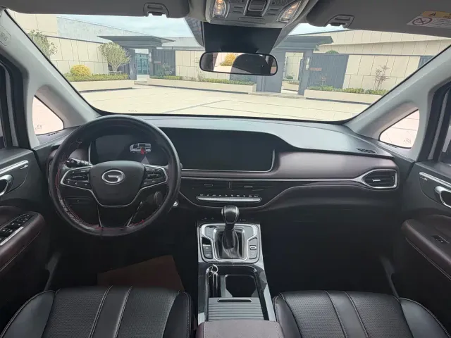 GAC Trumpchi M6 — Фото автомобиля 8