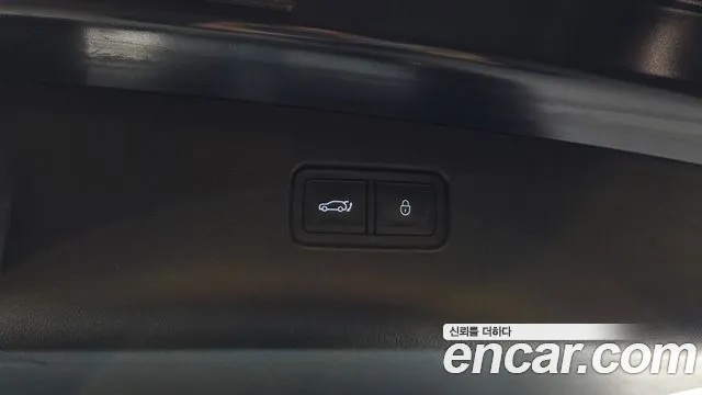 Genesis GV70 — Фото автомобиля 26