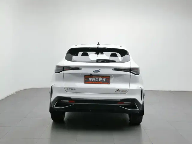 Changan X5 Plus — Фото автомобиля 4