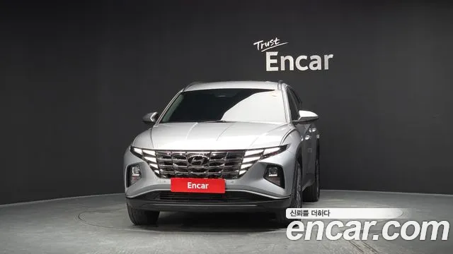 Hyundai Tucson Tucson (NX4) Дизель 2.0 2WD — Фото автомобиля 3