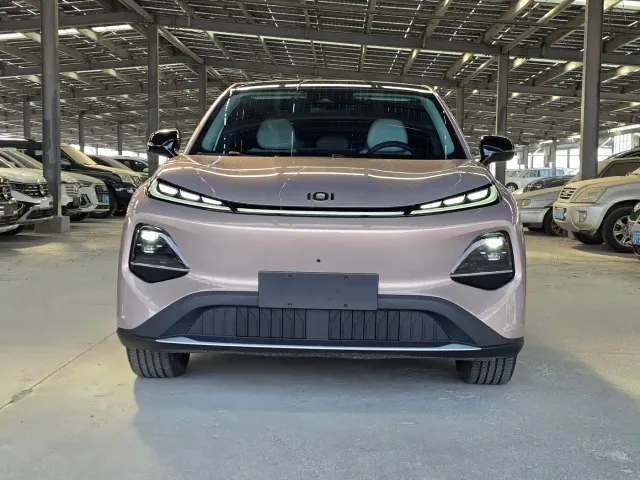 Changan Qiyuan Q05 — Фото автомобиля 2