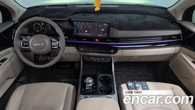 Kia Carnival Generation 4 — Фото автомобиля 9